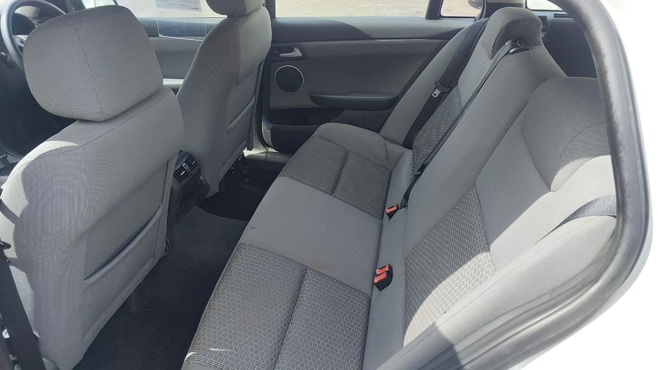 2011 Holden COMMODORE