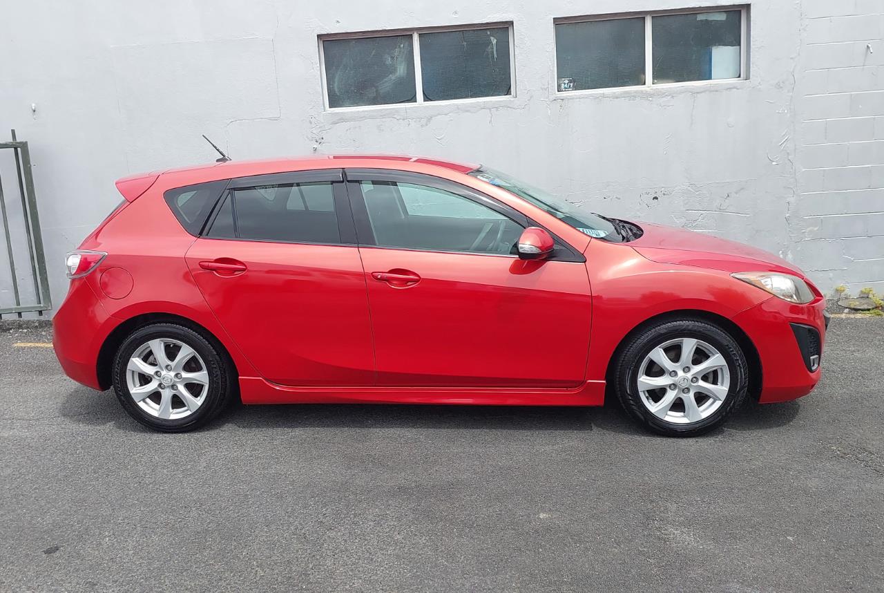 2010 Mazda Axela
