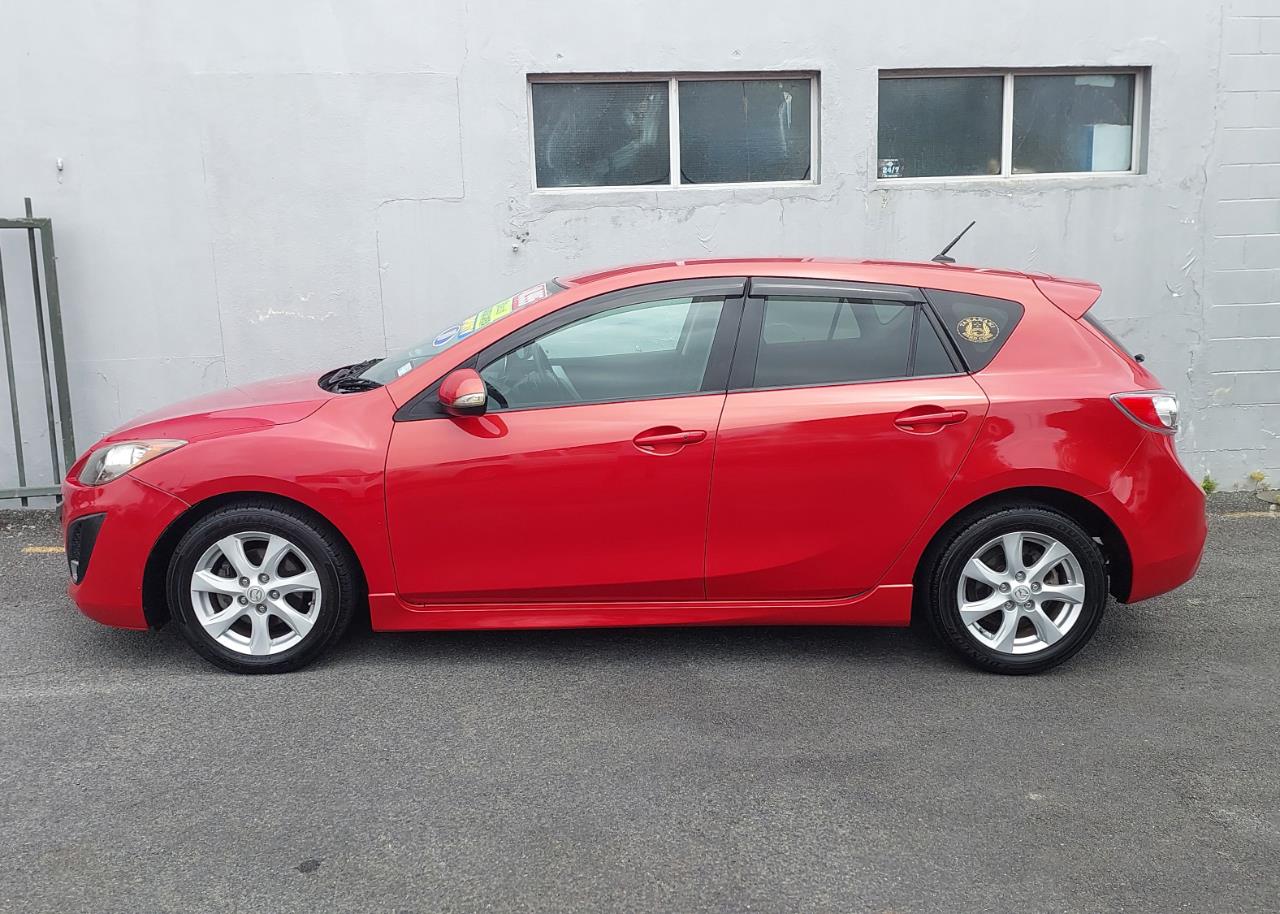 2010 Mazda Axela