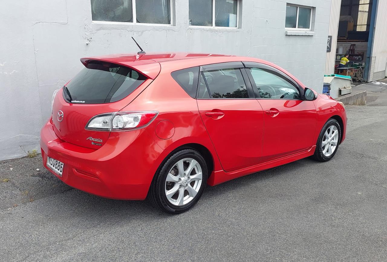 2010 Mazda Axela