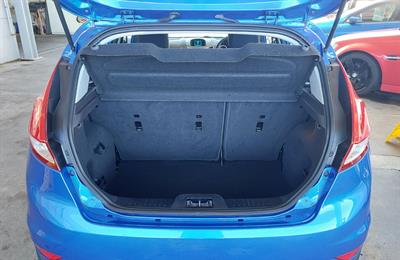 2018 Ford Fiesta - Thumbnail