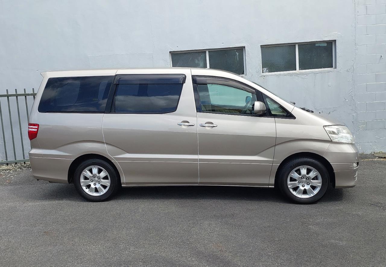 2005 Toyota Alphard