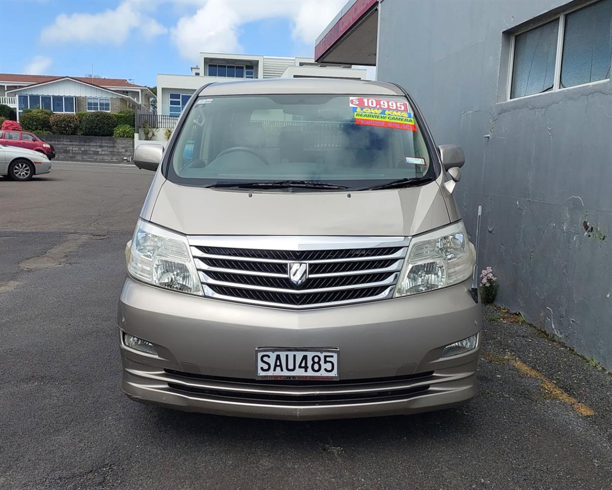2005 Toyota Alphard