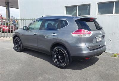 2016 Nissan X-Trail - Thumbnail