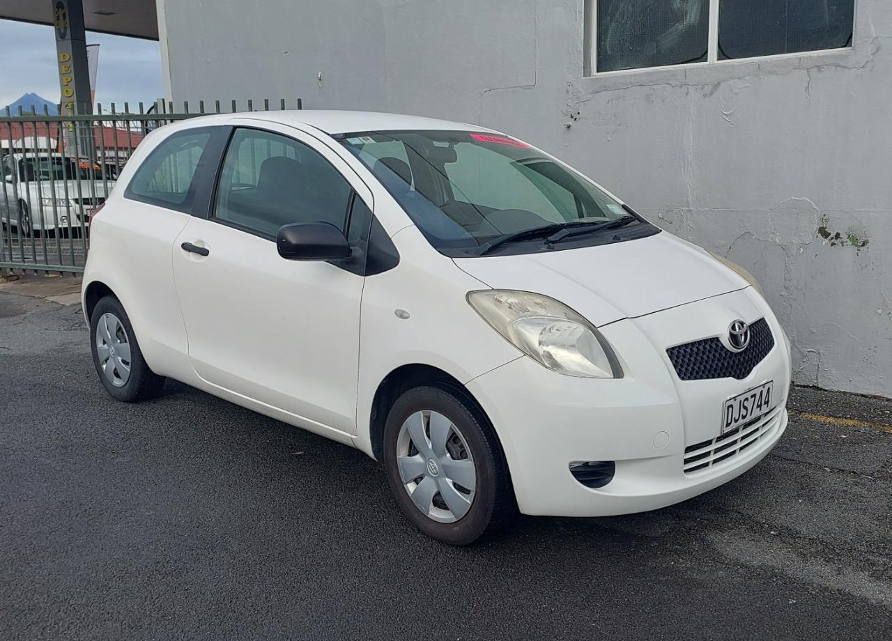 2006 Toyota YARIS