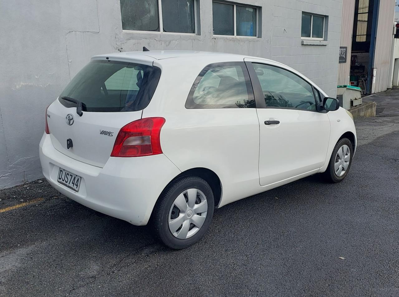 2006 Toyota YARIS