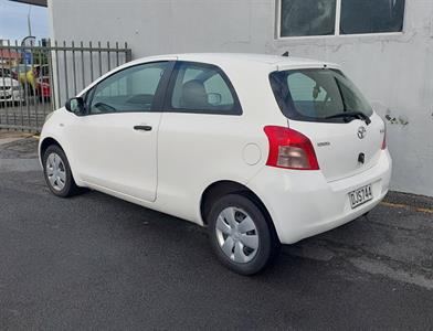 2006 Toyota YARIS - Thumbnail