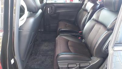 2015 Nissan Elgrand - Thumbnail