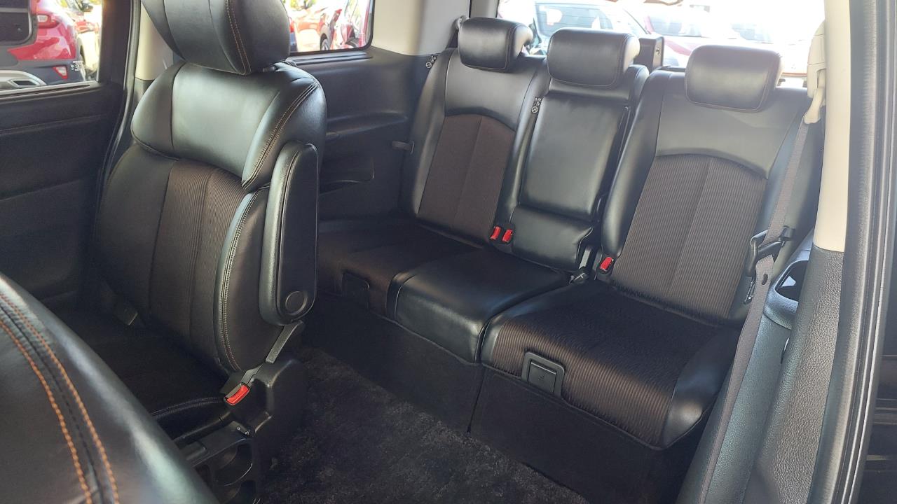 2015 Nissan Elgrand
