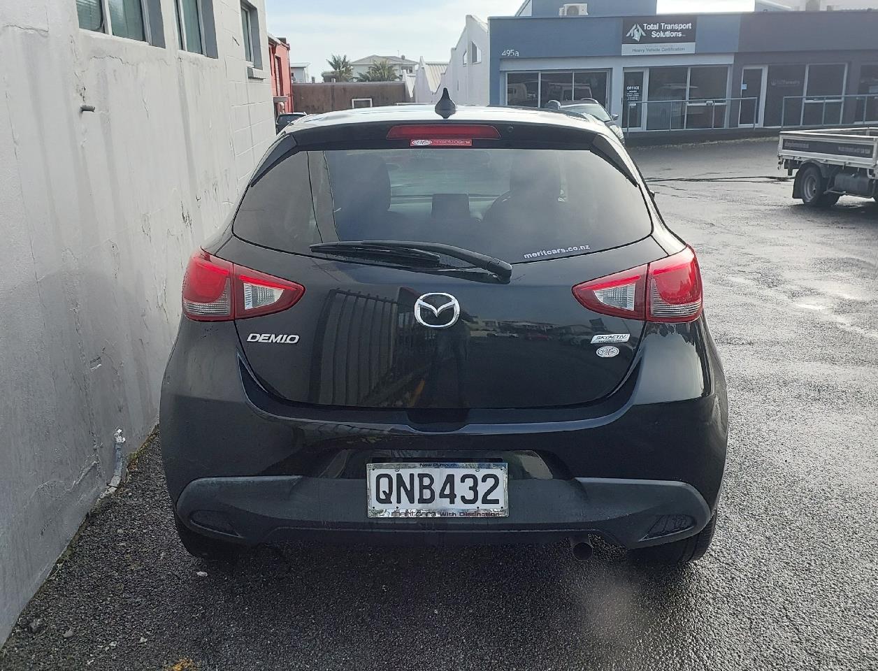 2017 Mazda Demio