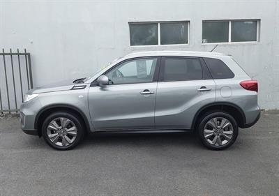 2020 Suzuki Vitara - Thumbnail