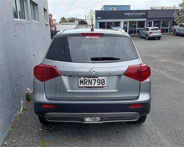 2020 Suzuki Vitara - Thumbnail