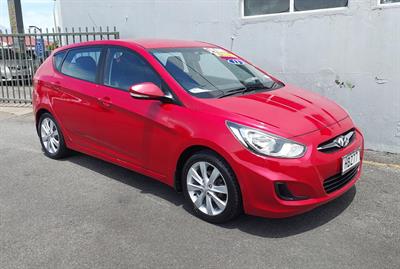 2013 HYUNDAI ACCENT - Thumbnail