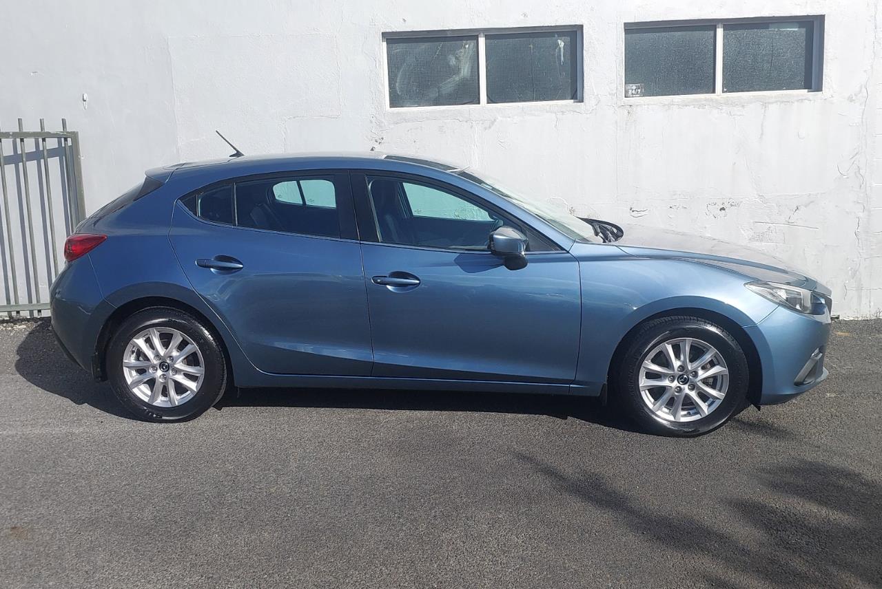 2016 Mazda 3 GLX