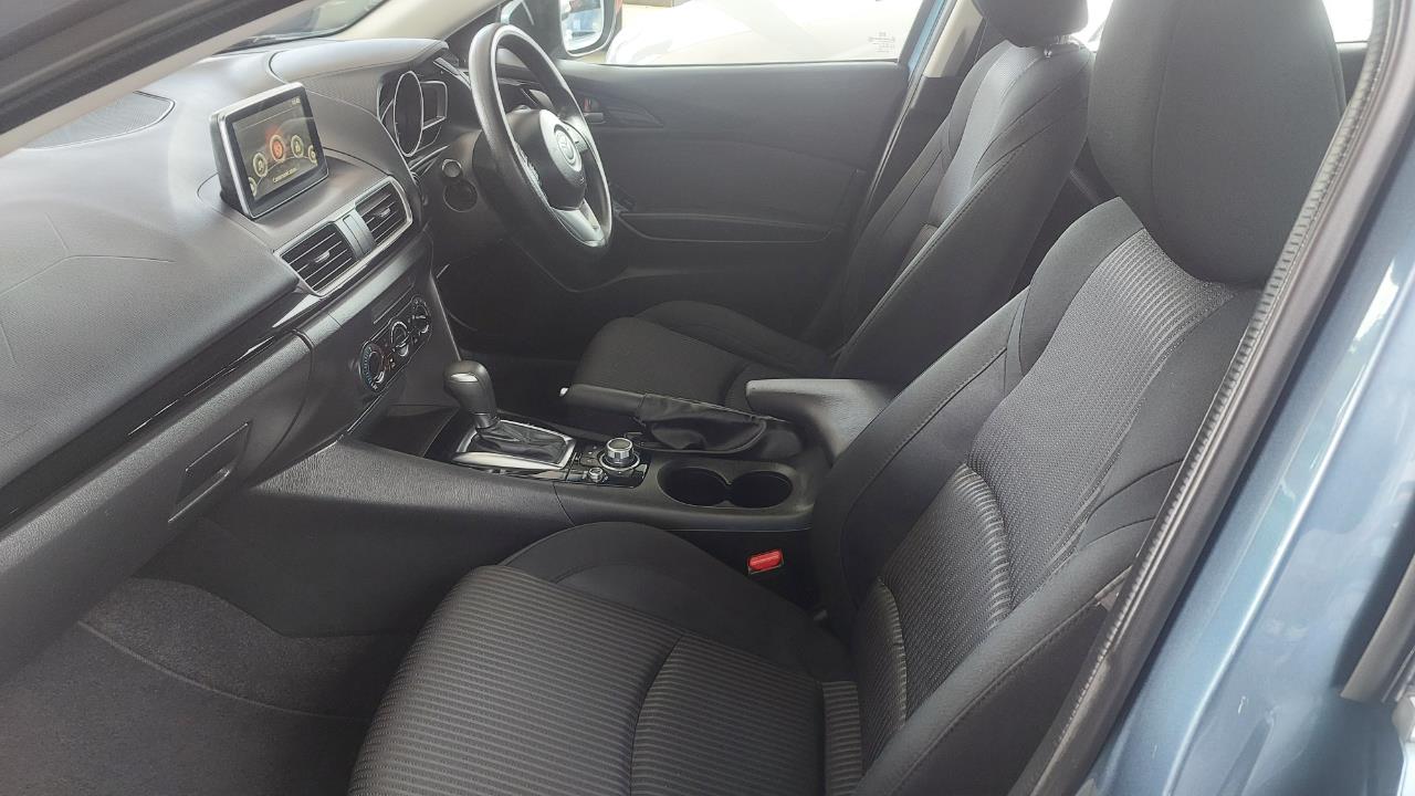 2016 Mazda 3 GLX