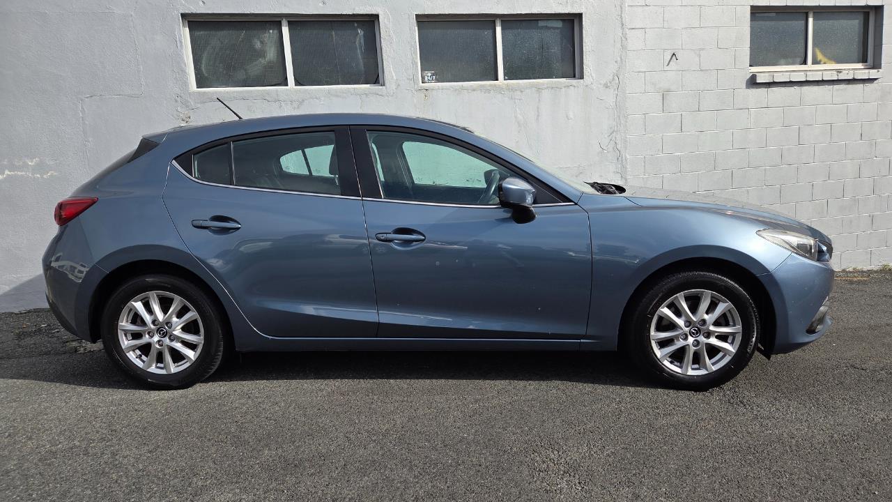 2016 Mazda 3 GLX