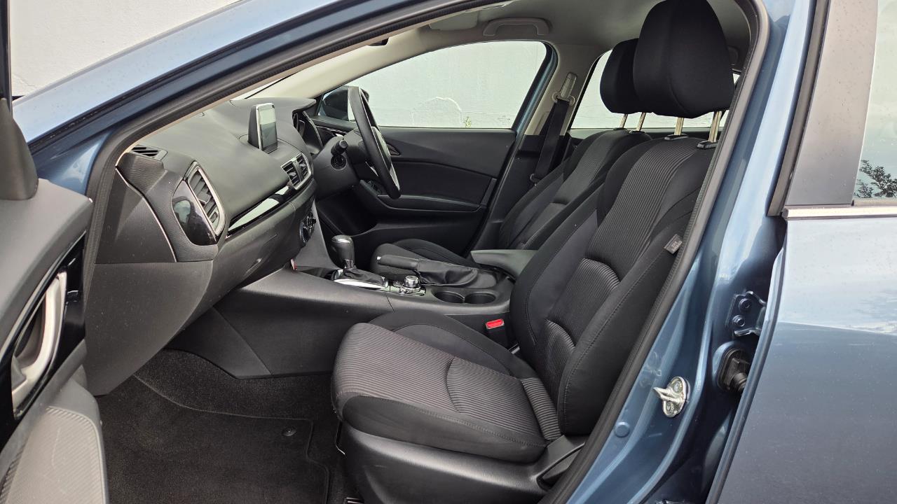 2016 Mazda 3 GLX