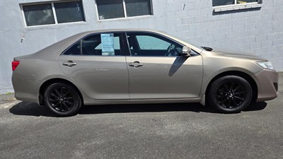 2014 Toyota CAMRY - Thumbnail