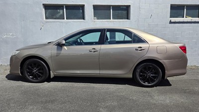 2014 Toyota CAMRY - Thumbnail