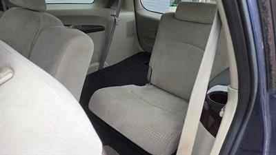 2005 Mitsubishi Grandis - Thumbnail