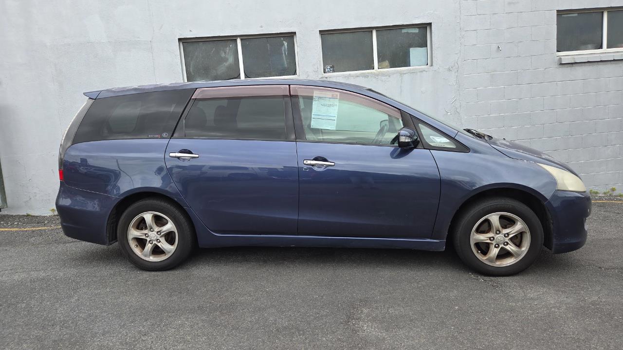 2005 Mitsubishi Grandis