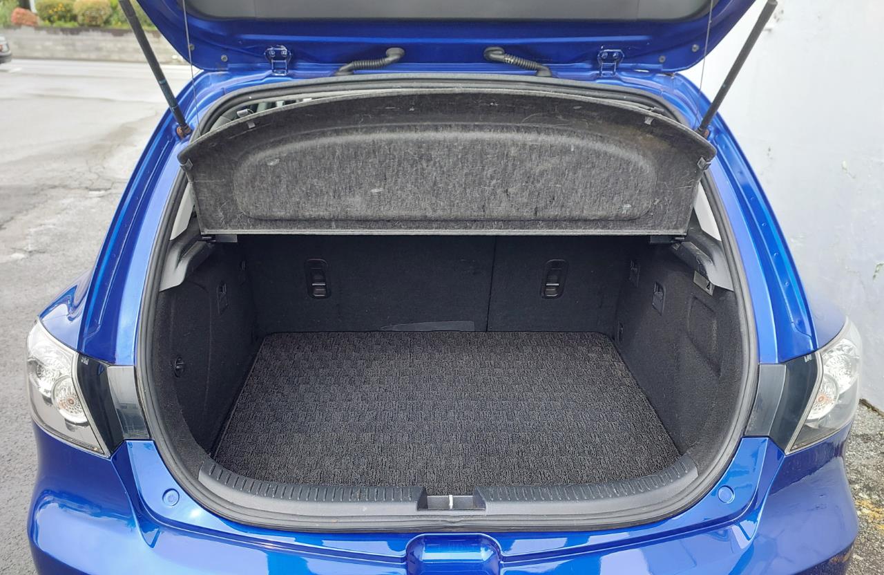 2007 Mazda Axela