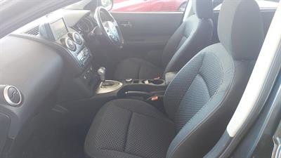 2011 Nissan Dualis - Thumbnail