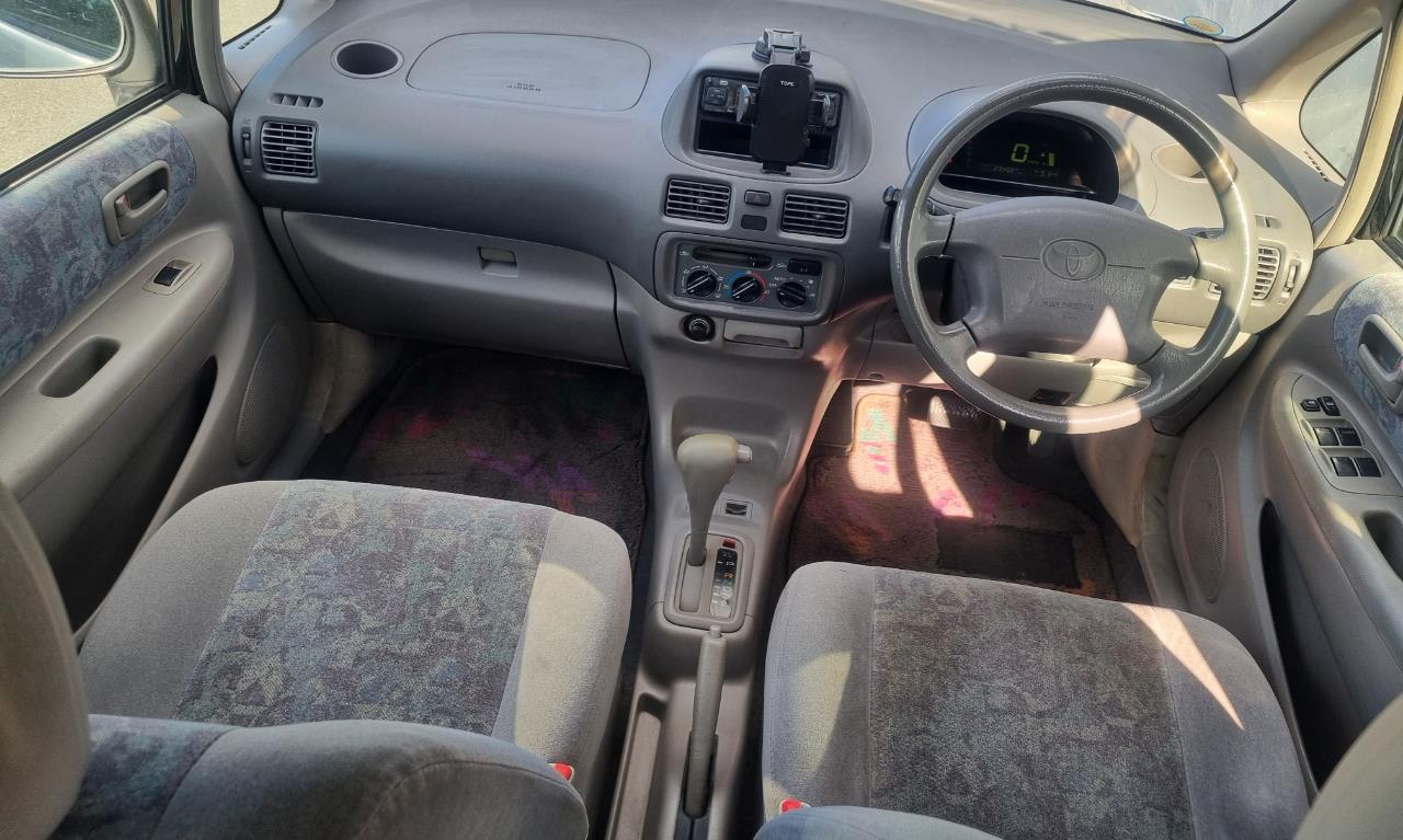 1998 Toyota Spacio