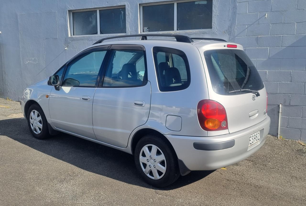 1998 Toyota Spacio