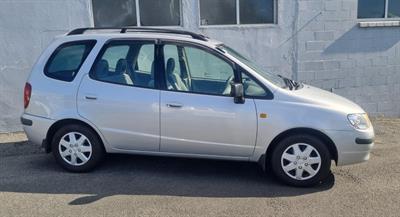 1998 Toyota Spacio - Thumbnail