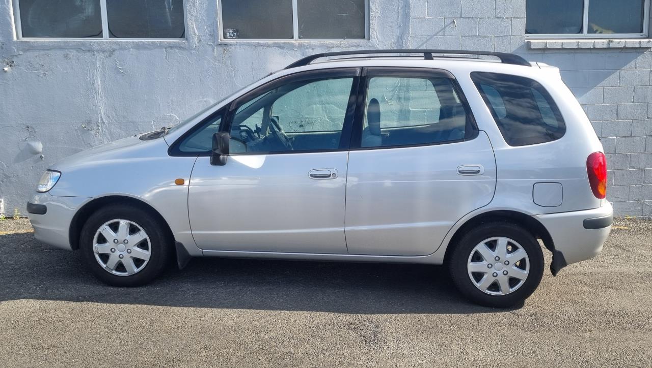 1998 Toyota Spacio