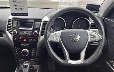 2015 Ssangyong TIVOLI - Thumbnail