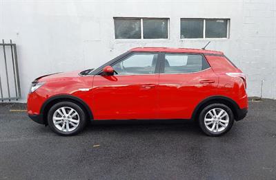 2015 Ssangyong TIVOLI - Thumbnail