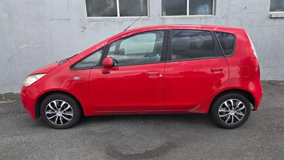 2005 Mitsubishi Colt - Thumbnail