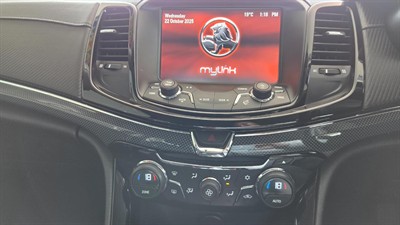 2013 Holden COMMODORE - Thumbnail