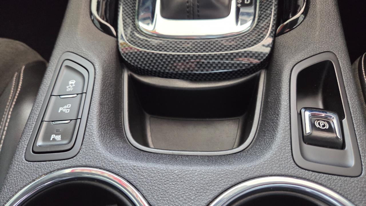 2013 Holden COMMODORE