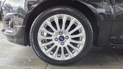 2017 Ford Fiesta - Thumbnail