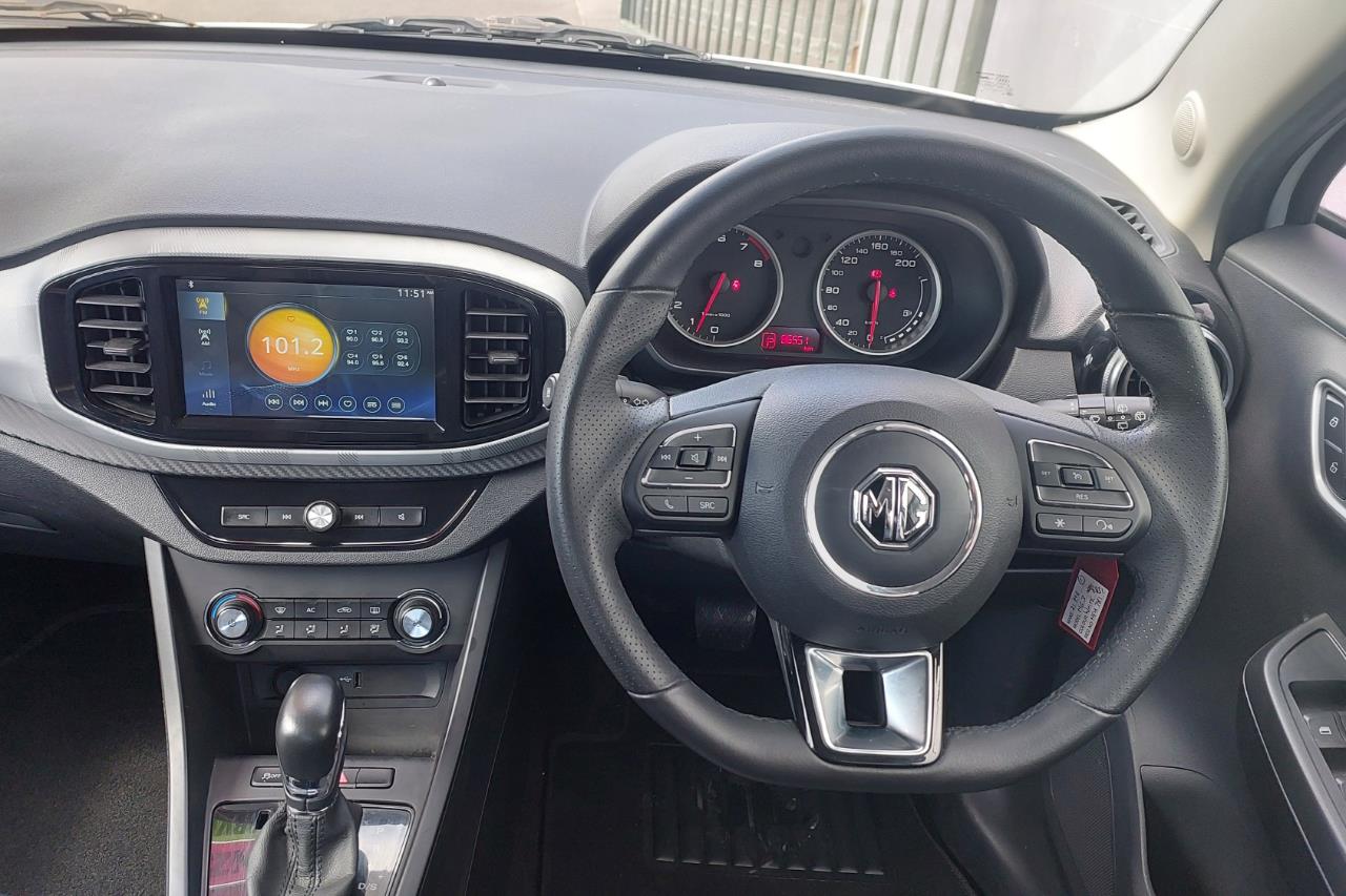 2021 MG 3