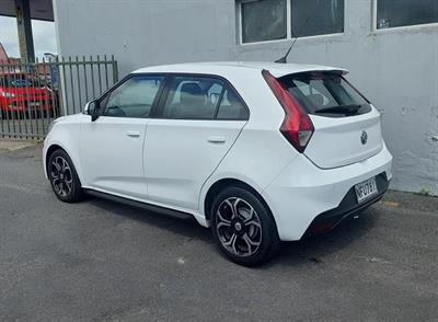 2021 MG 3 - Thumbnail