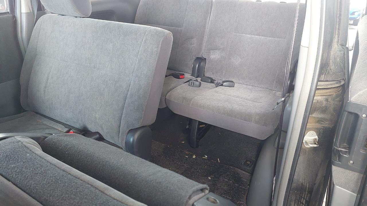 2005 Toyota VOXY