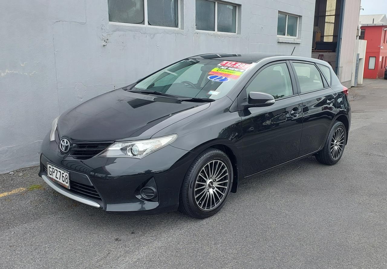 2012 Toyota COROLLA