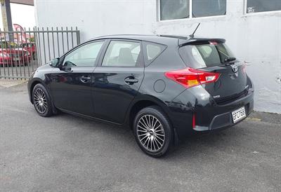 2012 Toyota COROLLA - Thumbnail