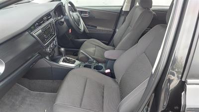 2012 Toyota COROLLA - Thumbnail