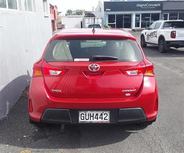 2013 Toyota COROLLA - Thumbnail