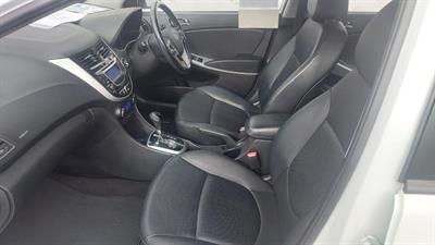 2014 HYUNDAI ACCENT - Thumbnail