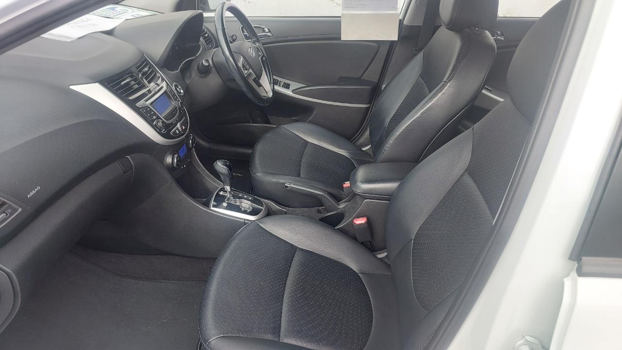 2014 HYUNDAI ACCENT
