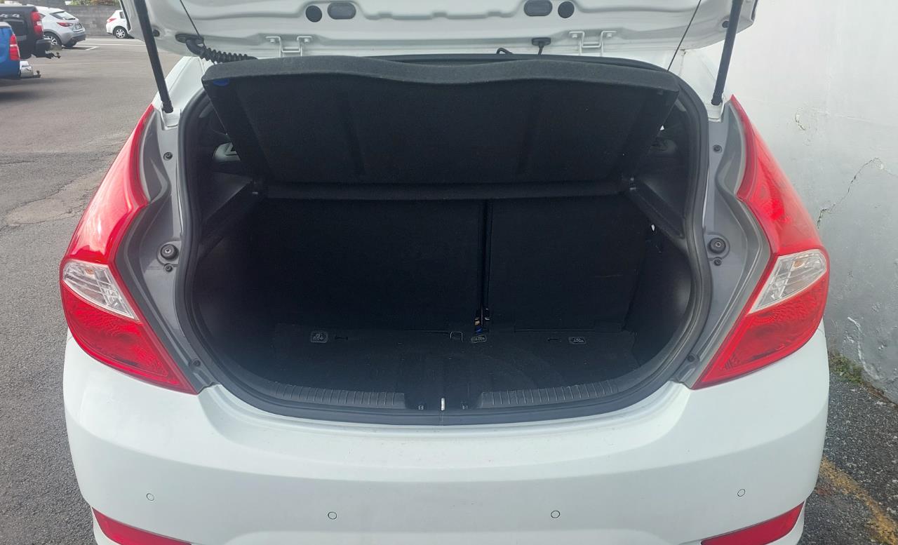 2014 HYUNDAI ACCENT