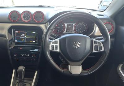 2016 Suzuki Vitara - Thumbnail