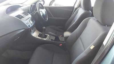 2010 Mazda 3 - Thumbnail