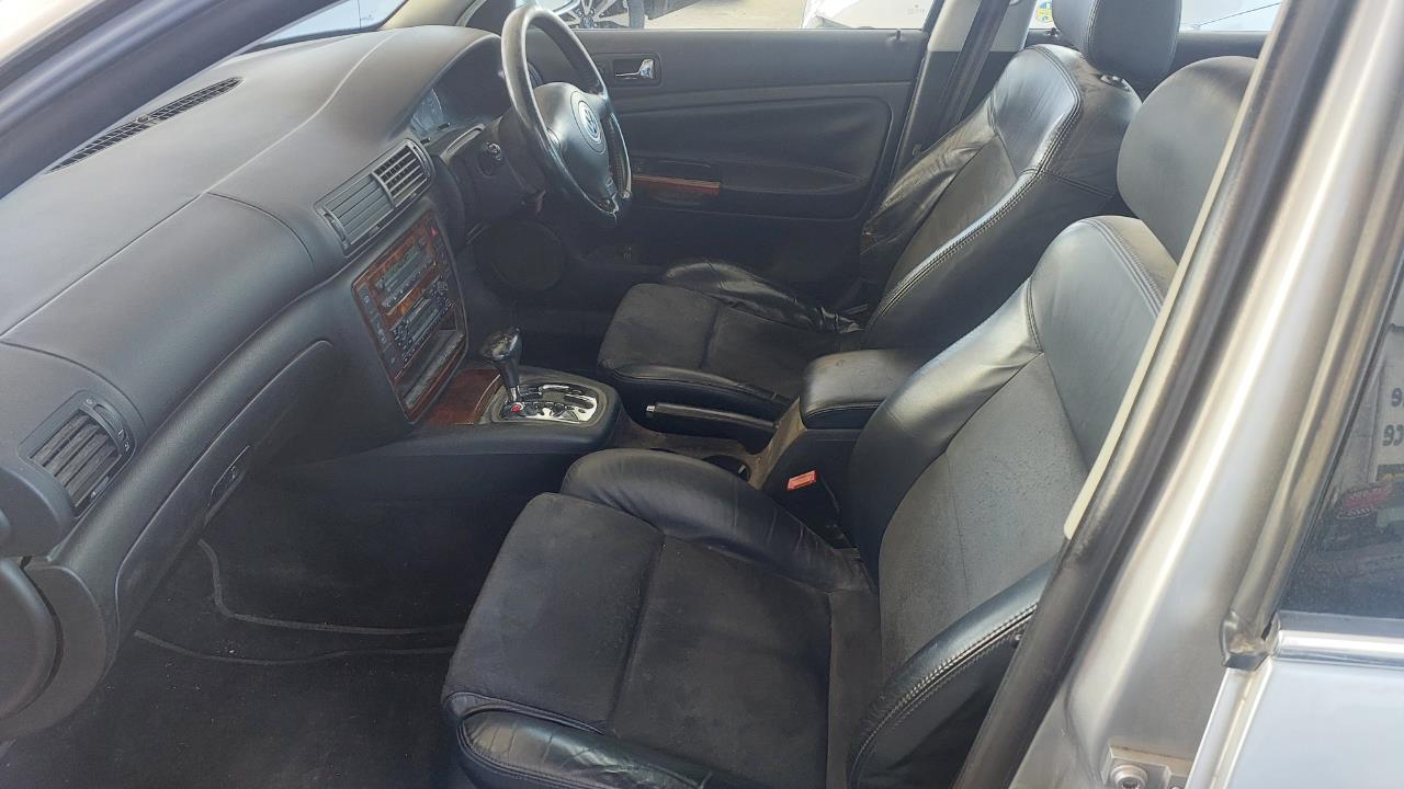 2002 Volkswagen PASSAT